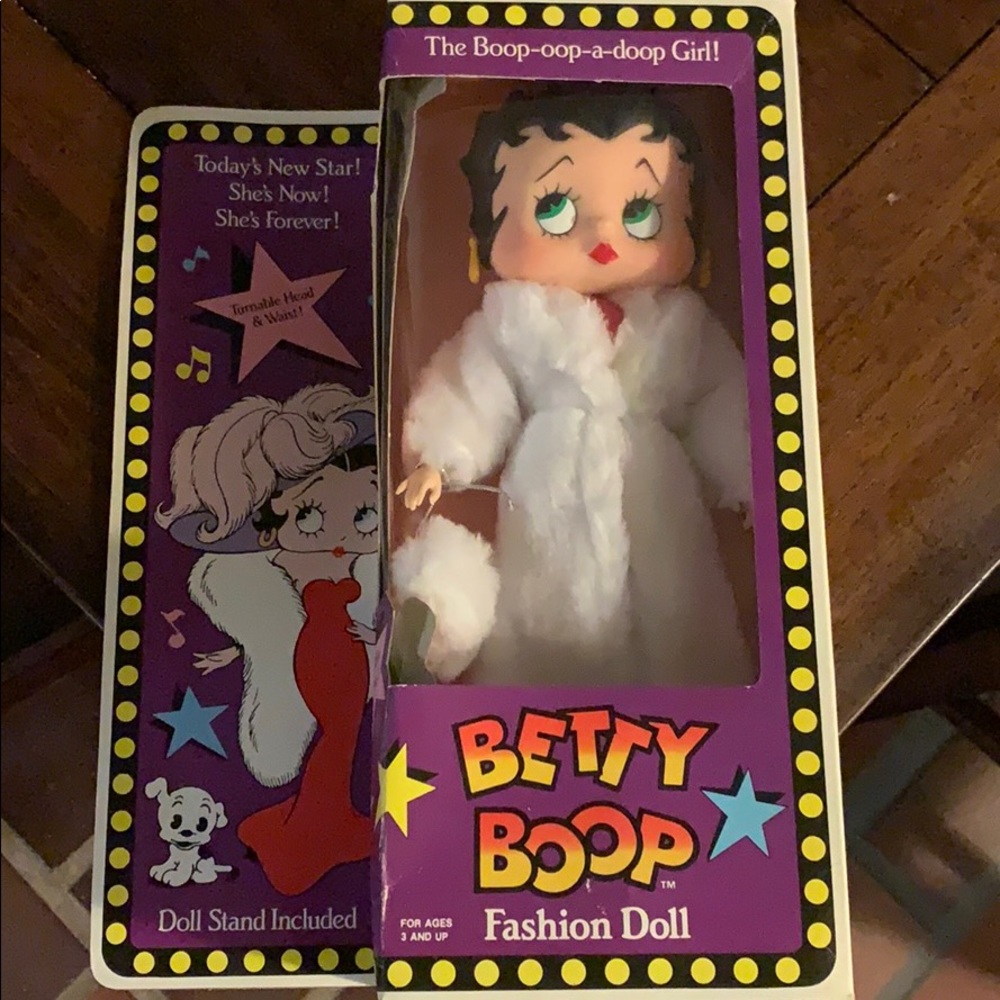 Betty Boop Fashion Doll new